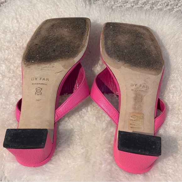 BY FAR Shawn Leather Thong Sandals in Hot Pink Size 38 - Picture 9 of 9